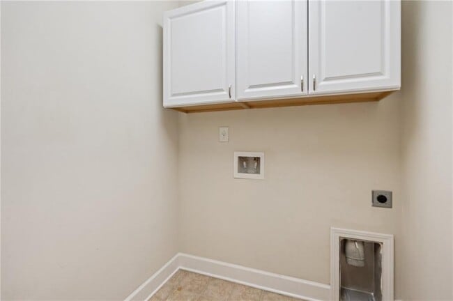 Building Photo - 1514 Woodbridge Way NE