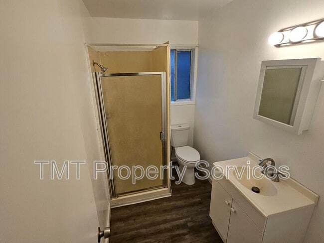 Building Photo - 2619 Acacia St