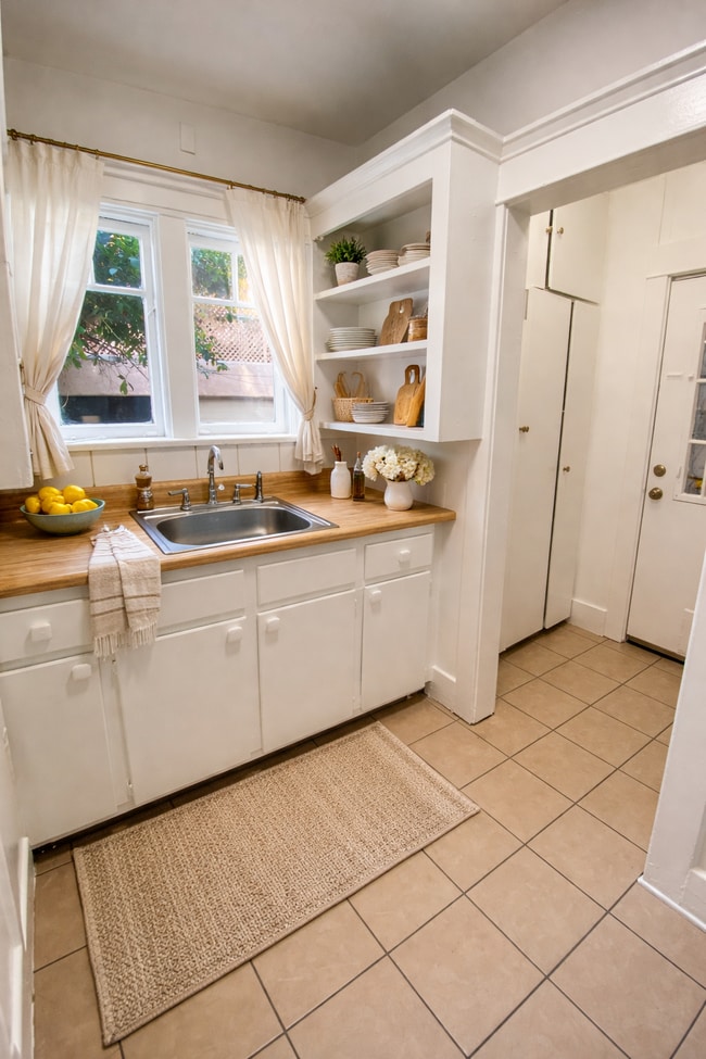 Virtually Staged Kitchen - 7270 1/2 Fountain Ave