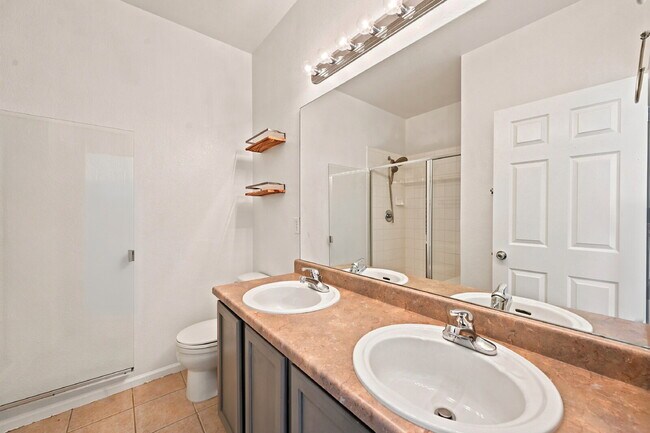Building Photo - 2,640.95, 2 Bed, 2.5 Bath Townhome in Arvada with Central AC, and attached Garage!