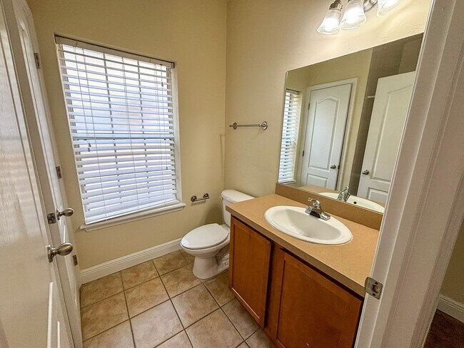 Building Photo - Chase Hollow #83 - Pet Friendly!