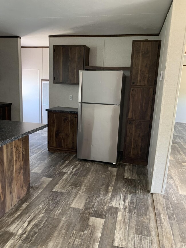 Building Photo - 189 Zackary St