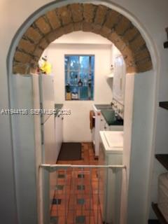 Building Photo - 2728 Calusa St