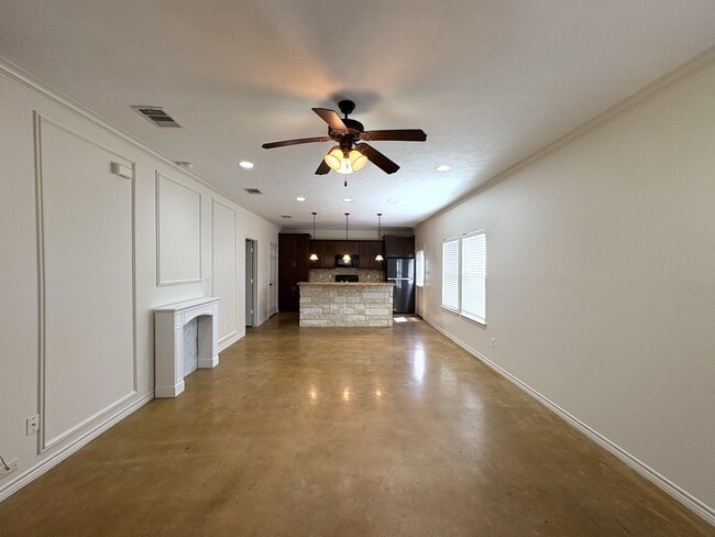 Building Photo - 3353 Keefer Loop