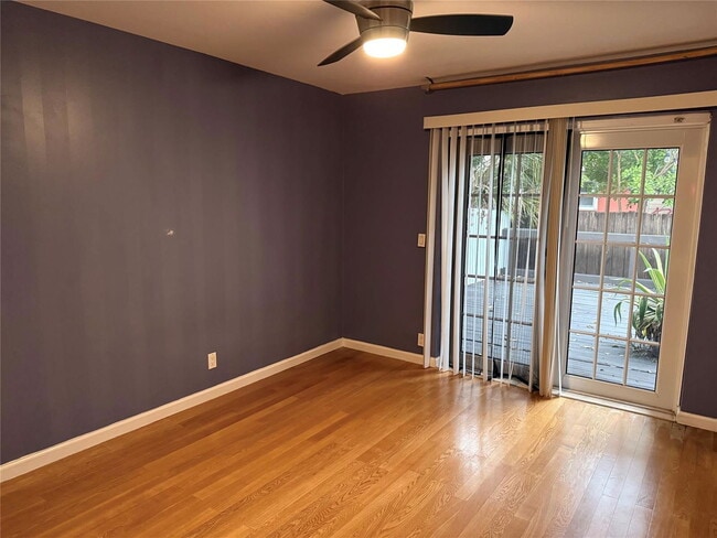 Building Photo - 5620 NE 2nd Terrace