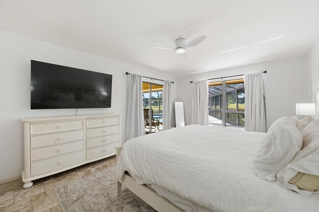 Building Photo - 3 Old Fence Rd