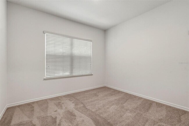 Building Photo - 9377 Meadow Hunt Way