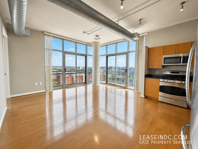 Building Photo - 811 4th St NW