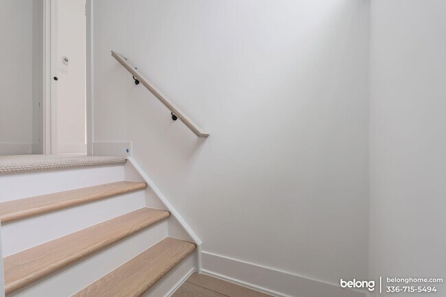 Building Photo - 2120 Opulent Oaks Ln