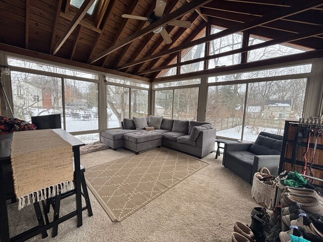 Building Photo - Storybook Bungalow with Beautiful Grounds