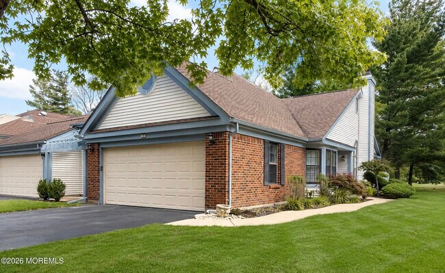 Building Photo - 17 Old Orchard Ln
