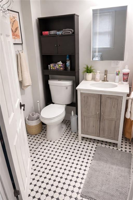 Building Photo - 15 Rock St