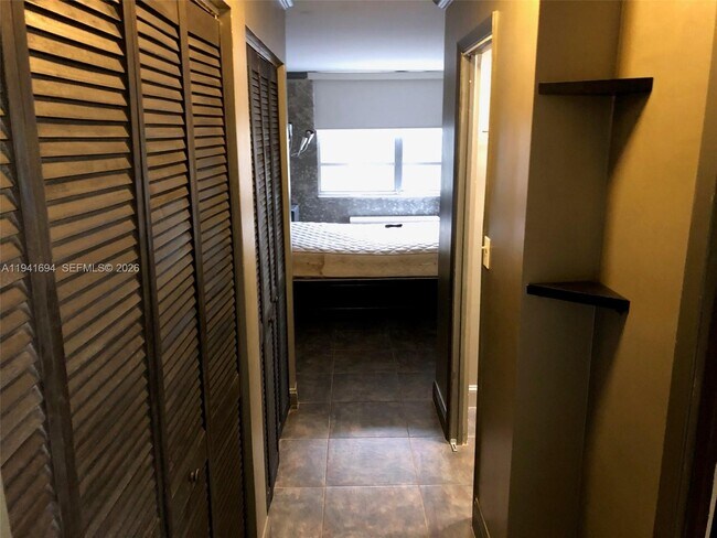 Building Photo - 2780 NE 183rd St