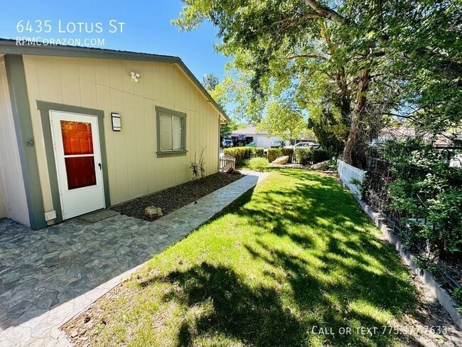 Building Photo - 6435 Lotus St