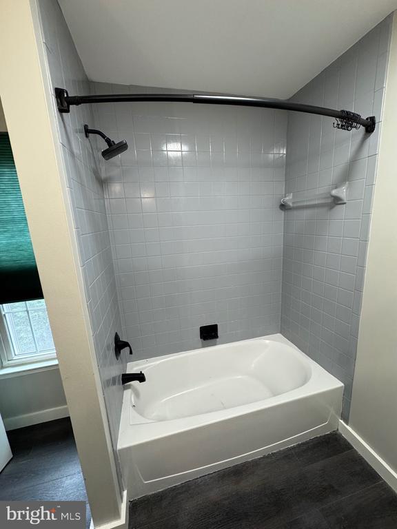 Building Photo - 8834 Chiswick Ct