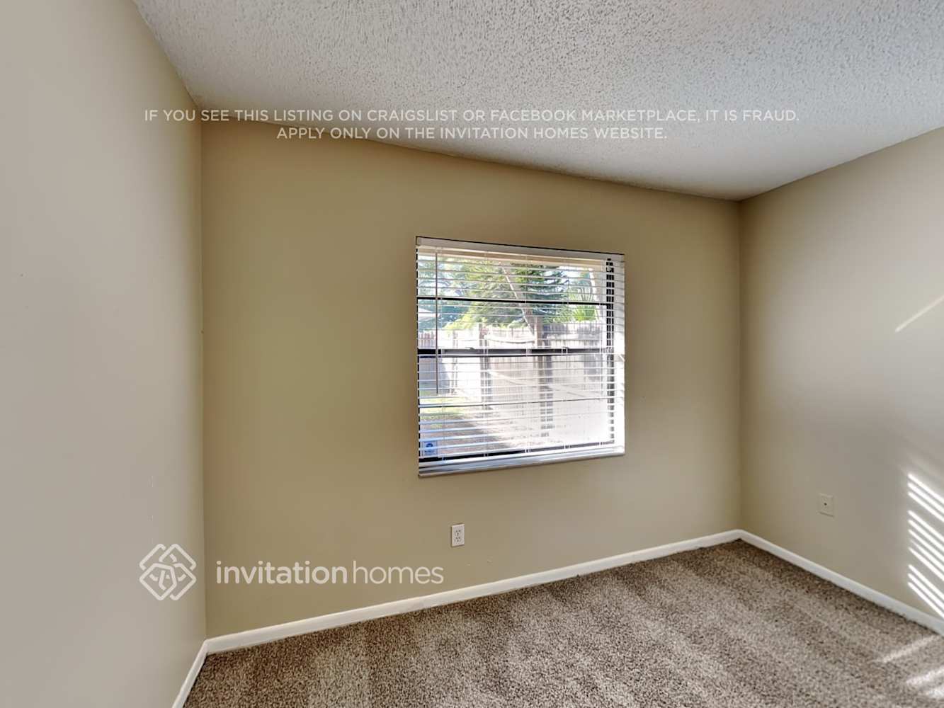Building Photo - 4444 Summer Oak Dr