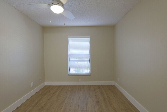 Building Photo - Mystic Gardens 5311-1110