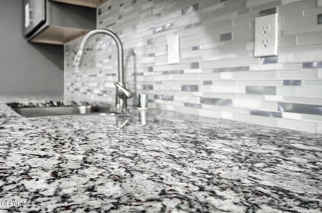 Building Photo - 840 Paseo Dulce Ave