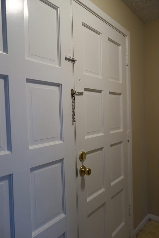 Building Photo - 722 Stephanie Dr