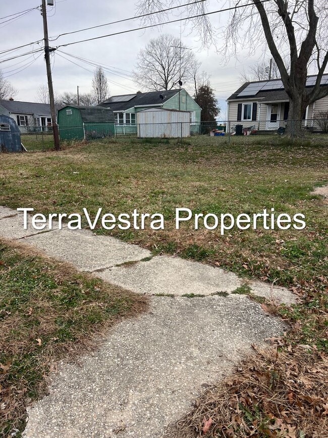 Building Photo - 3 Bed Single Family in Upper Deerfield!