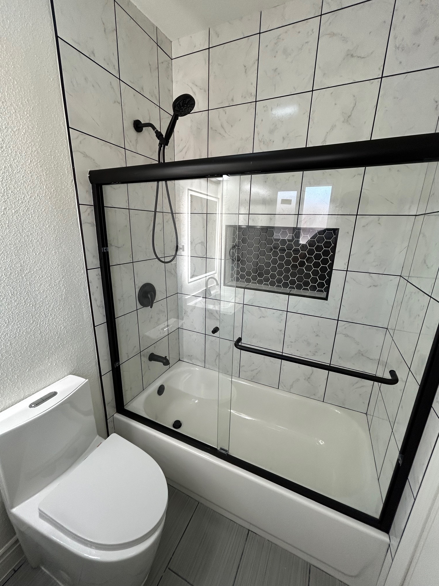 Building Photo - 210 W Monroe Ave