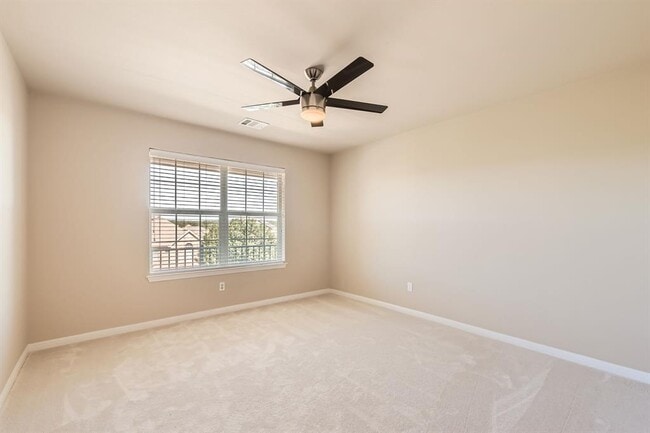 Building Photo - 7701 Crackling Creek Dr