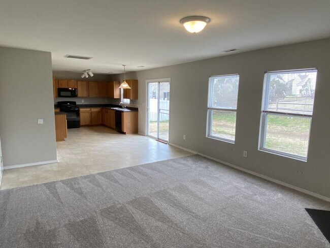 Building Photo - COMING SOON - OCCUPIED