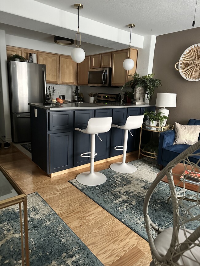 Building Photo - 1833 N Williams St