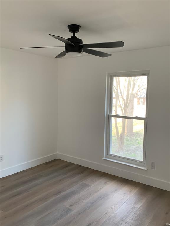 Building Photo - 3503 Roanoke Dr