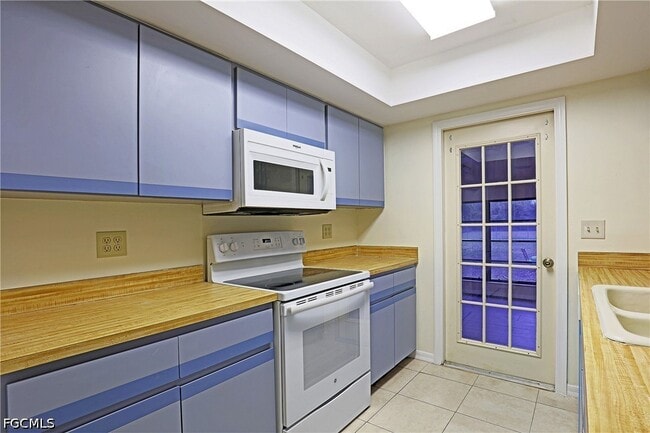 Building Photo - 1398 Evalena Ln