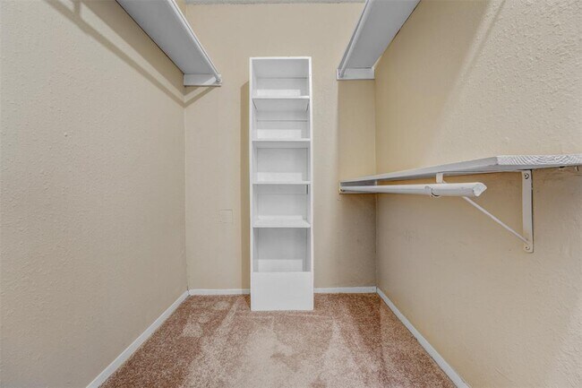 Building Photo - 3018 S 1st St