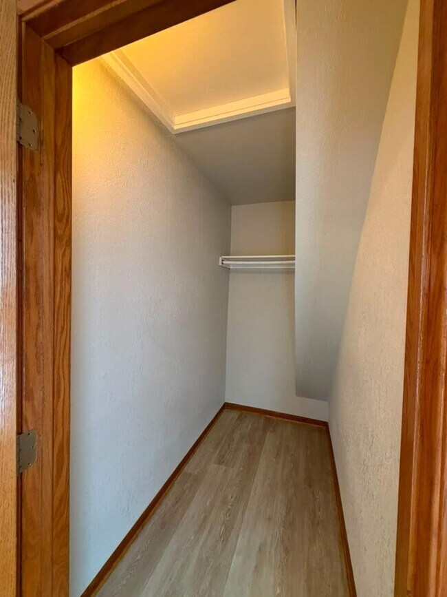 Building Photo - 4640 N 54th St