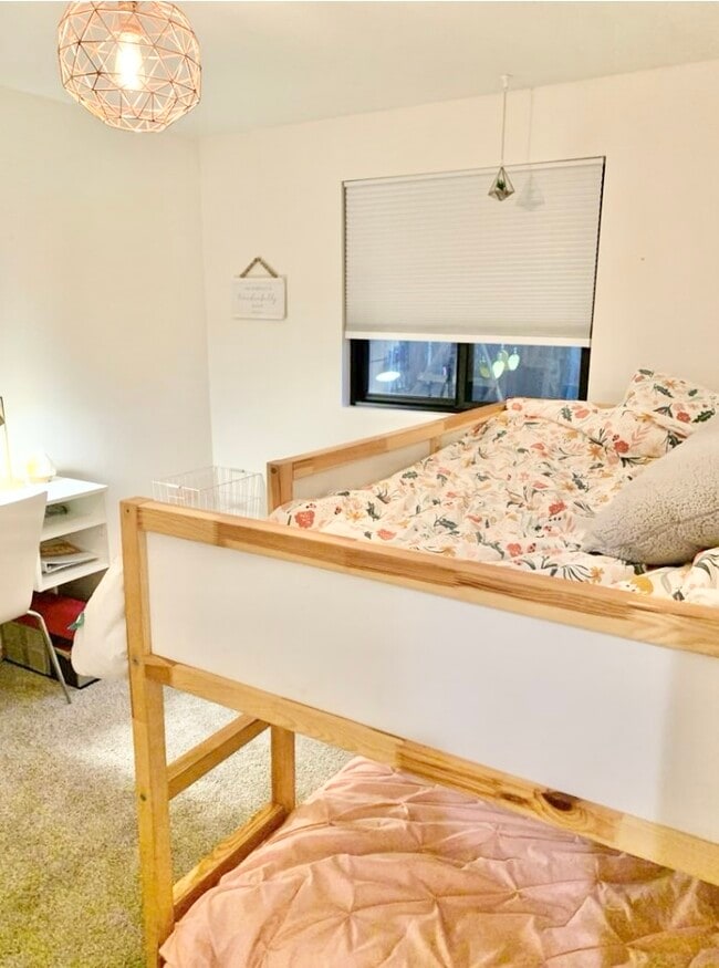 Building Photo - 25979 Pioneer Way NW