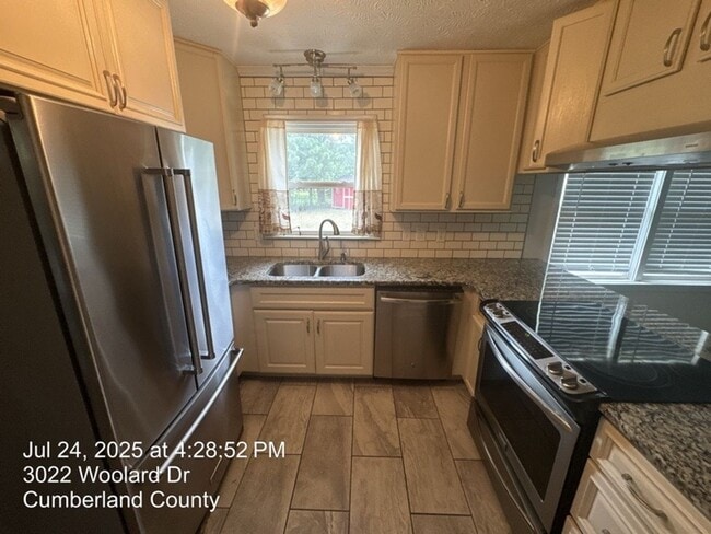 Building Photo - 3022 Woolard Dr
