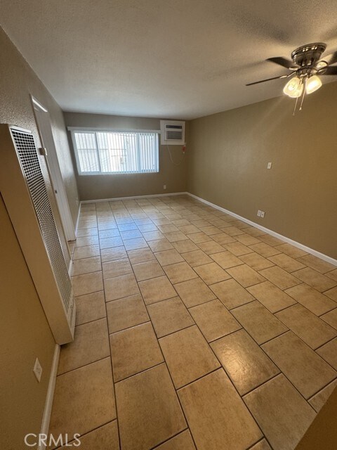 Building Photo - 4151 Melrose St