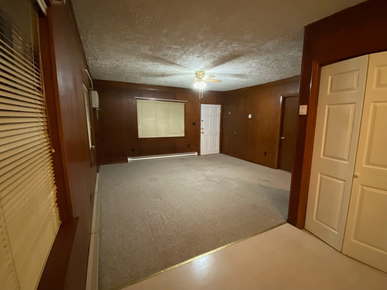 Building Photo - 1667 Mary Lou Retton Dr