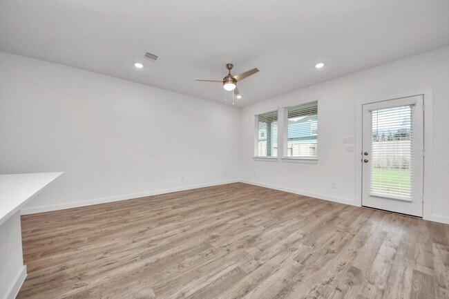 Building Photo - 3538 Shearwater St