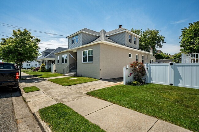 Building Photo - 5708 Park Blvd