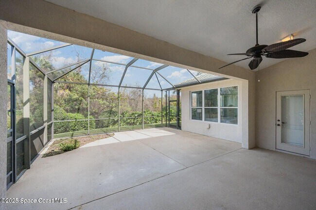 Building Photo - 976 Wimbledon Dr