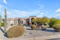 Building Photo - 6938 E Lomas Verdes Dr