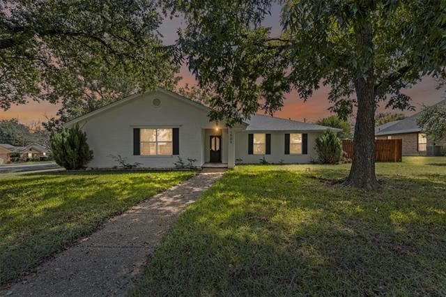 Building Photo - 1509 Surry Pl Dr