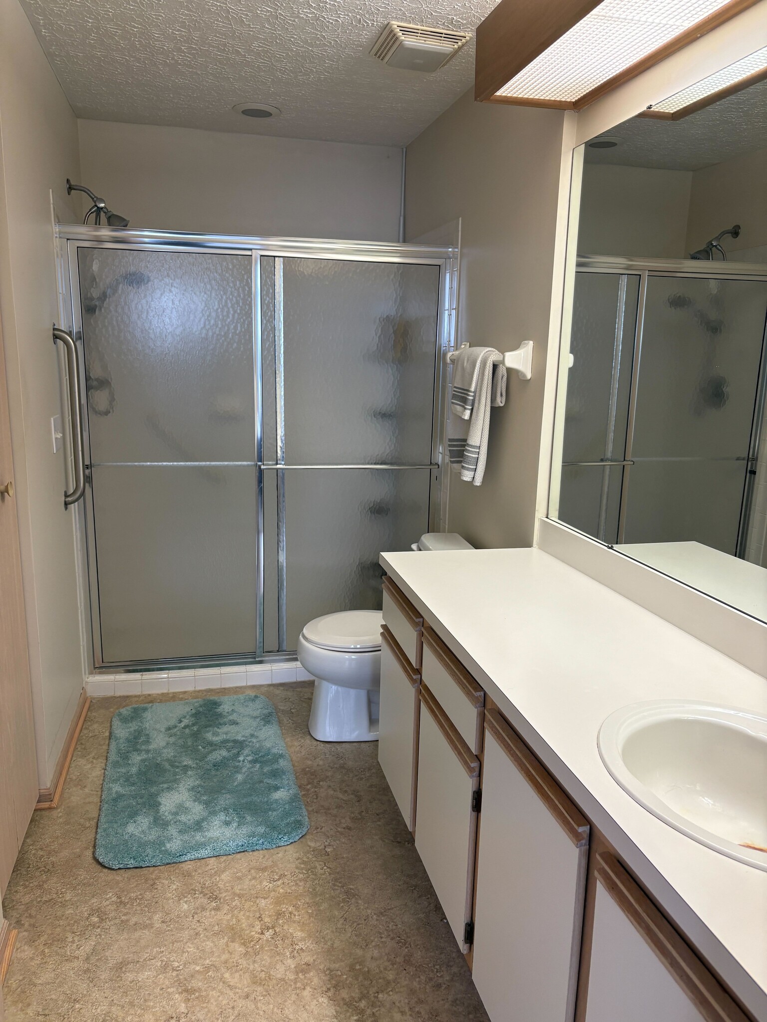 Building Photo - 388 Park Woods Ln