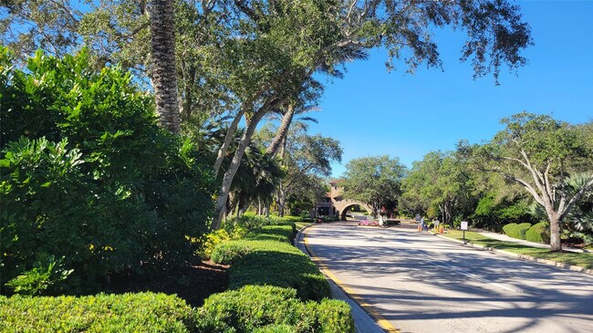 Building Photo - 7535 Old Thyme Ct