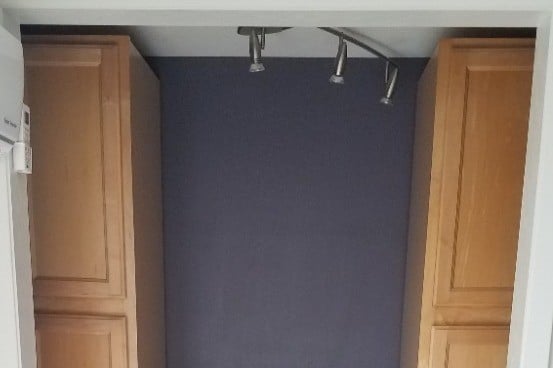 pantry/office - 605 Peach View Ln