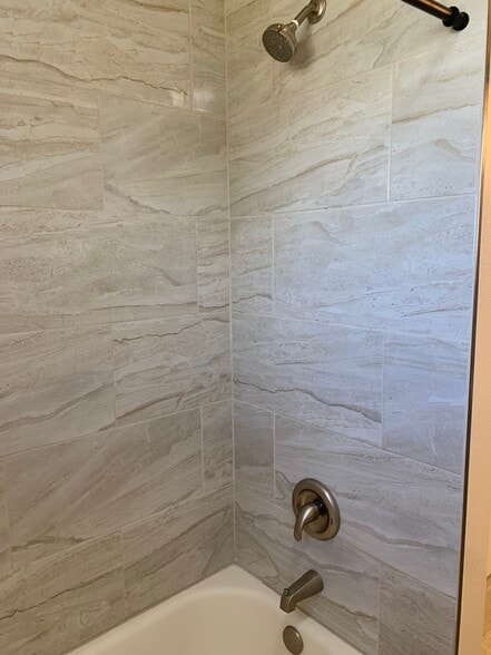 bathroom - 1937 Collier Ave