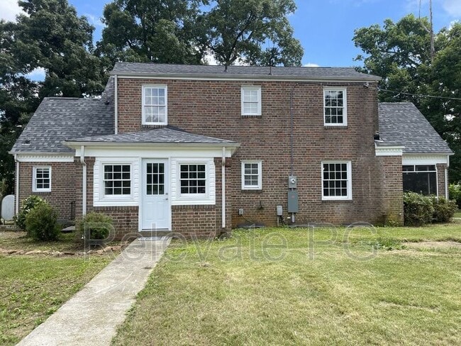 Building Photo - 10322 Cox Rd