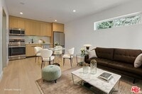 Building Photo - 11010 Hortense St