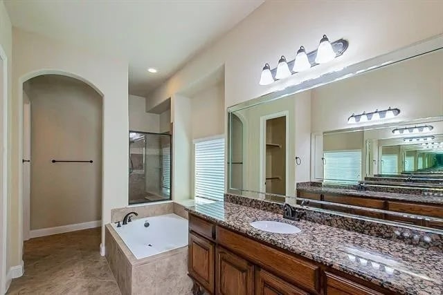 Building Photo - 4404 Bobcat Ln