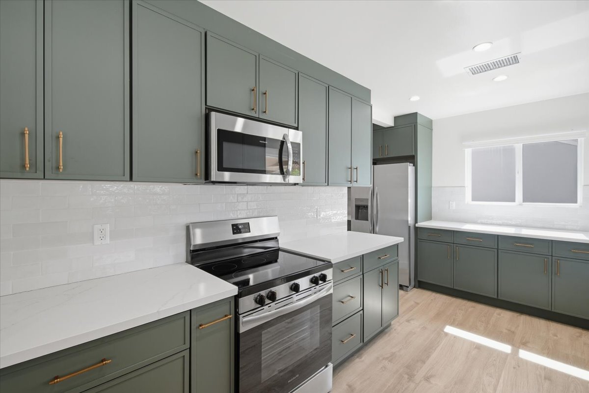 Building Photo - 12818 Hatteras St