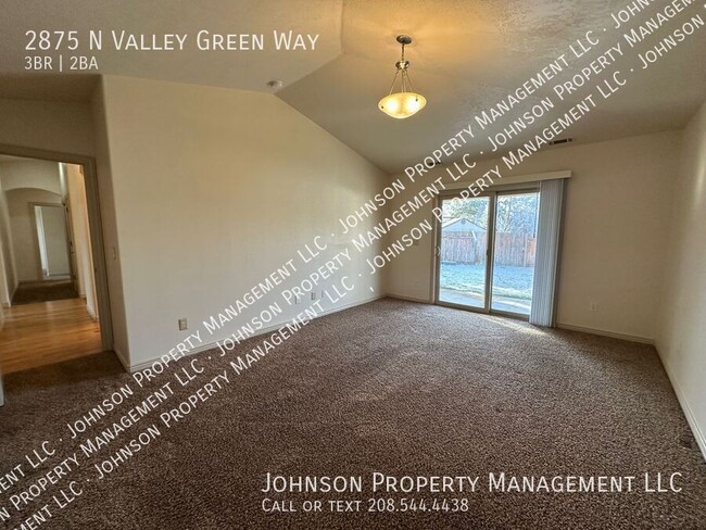 Building Photo - Spacious 3-Bed Meridian Home with Bonus Ro...